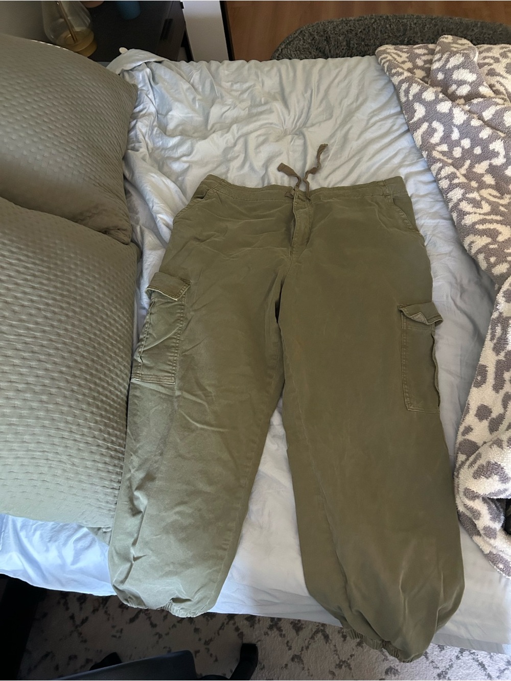 George Olive Green Drawstring Cargo Joggers
